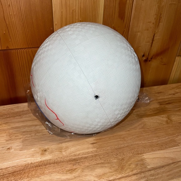 NEW Astro World 2021 Official Merch Travis Scott Inflatable Eyeball Dodgeball - Picture 6 of 8
